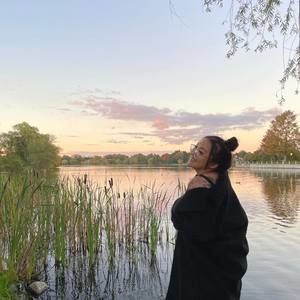 Meet your Posher, Jessica